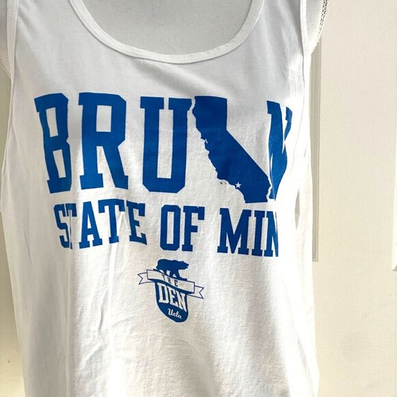 Fruit of the Loom UCLA Bruins The Den School Spirit Tank Size Large Unisex - Picture 2 of 4